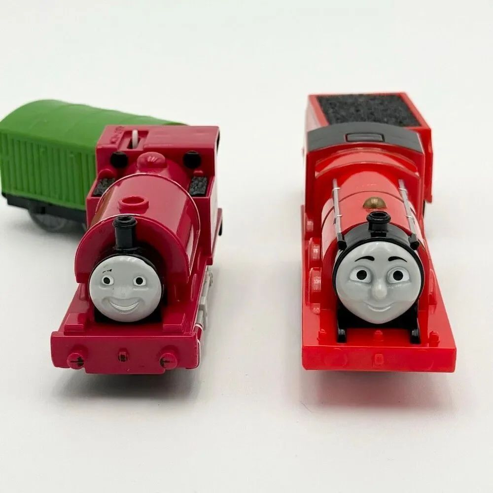 Mattel Thomas And Friends Trackmaster Tomy Guillane 2014 James 2005 Skarloey Wit